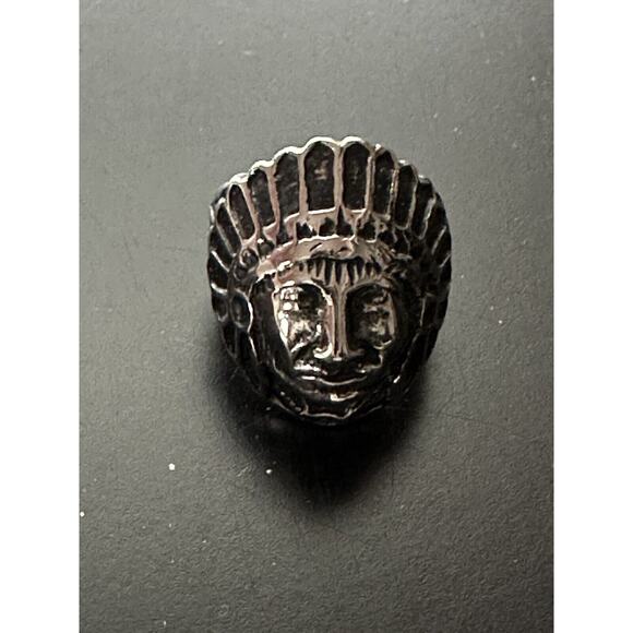 Indian Head Ring Native American Chief Antiqued Silver Tone Adult Size 8 - Picture 3 of 7